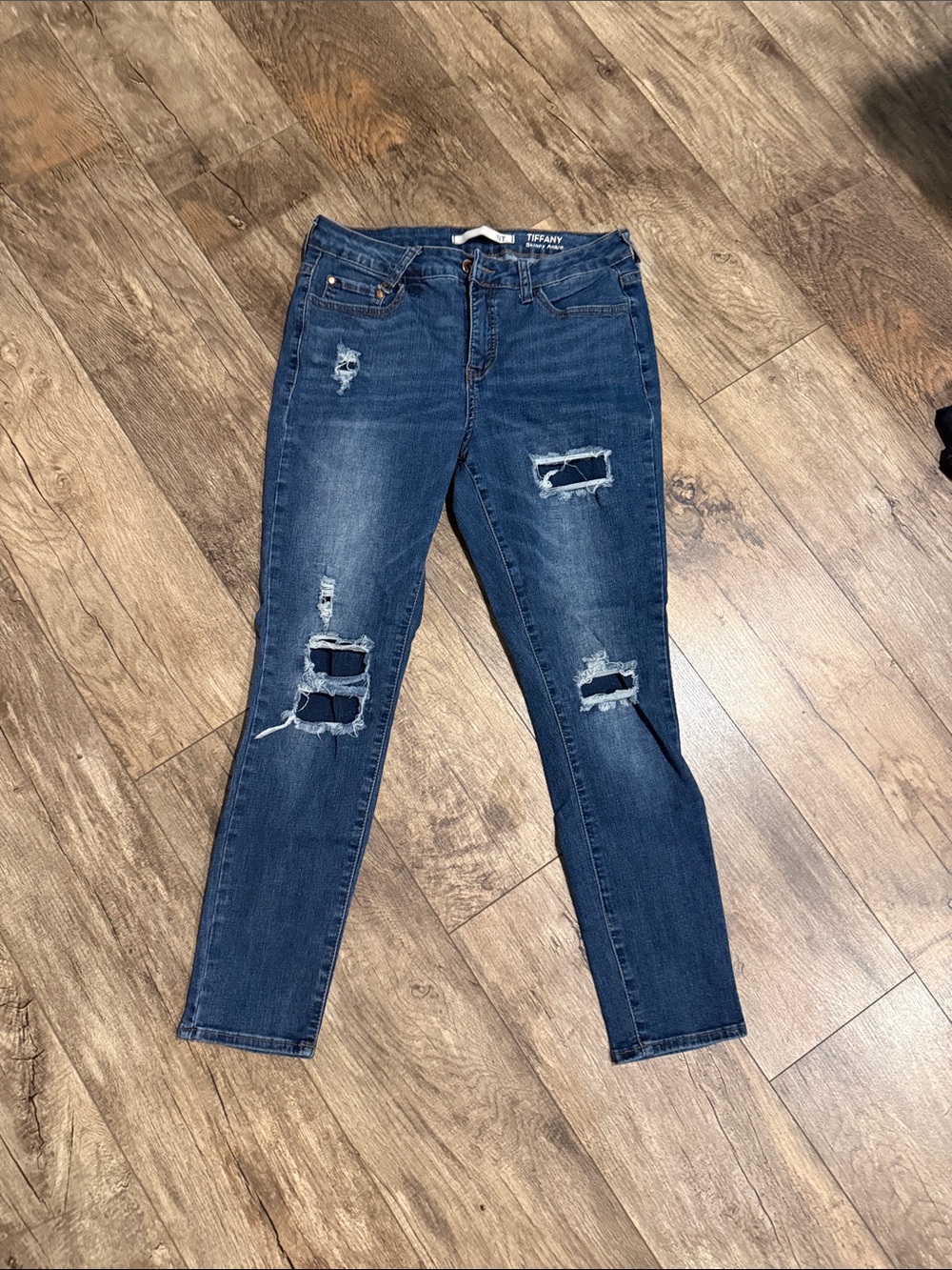 Women’s Distressed Dark Blue Skinny Jeans